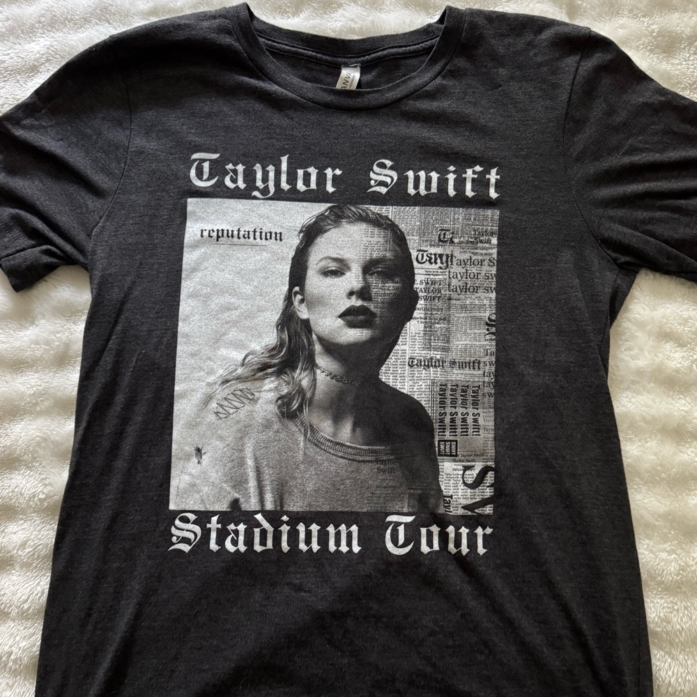 Taylor Swift Reputation Tour T Shirt